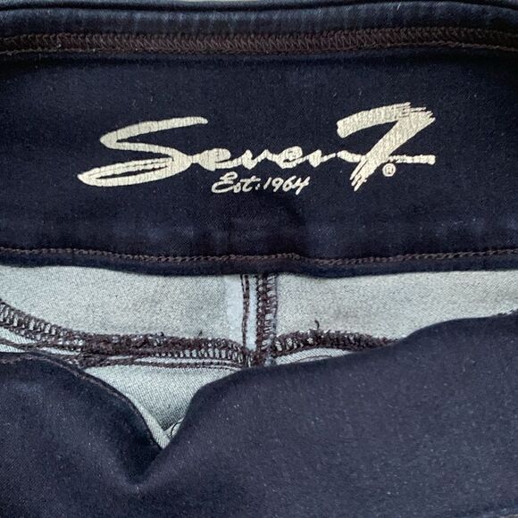 Seven7 Ultra High-Rise Pull On Jeans Style Leggings Size 6 - Picture 10 of 10